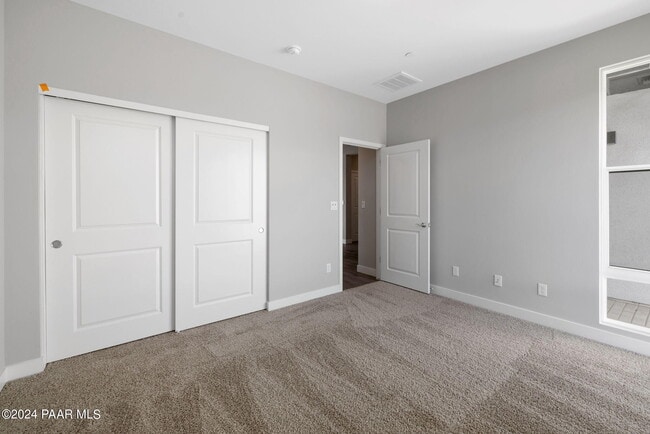 Building Photo - 1345 Rockwood Dr