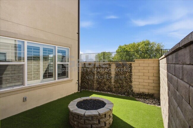 Building Photo - 21885 Propello Dr