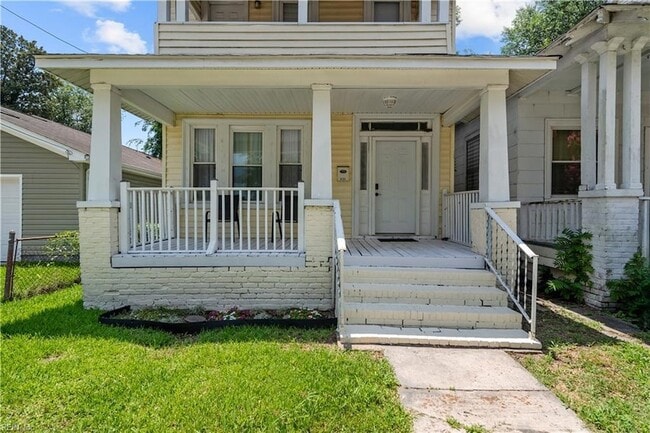 Building Photo - 635 W 29th St