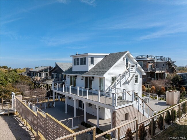Building Photo - 105 Clipper Way
