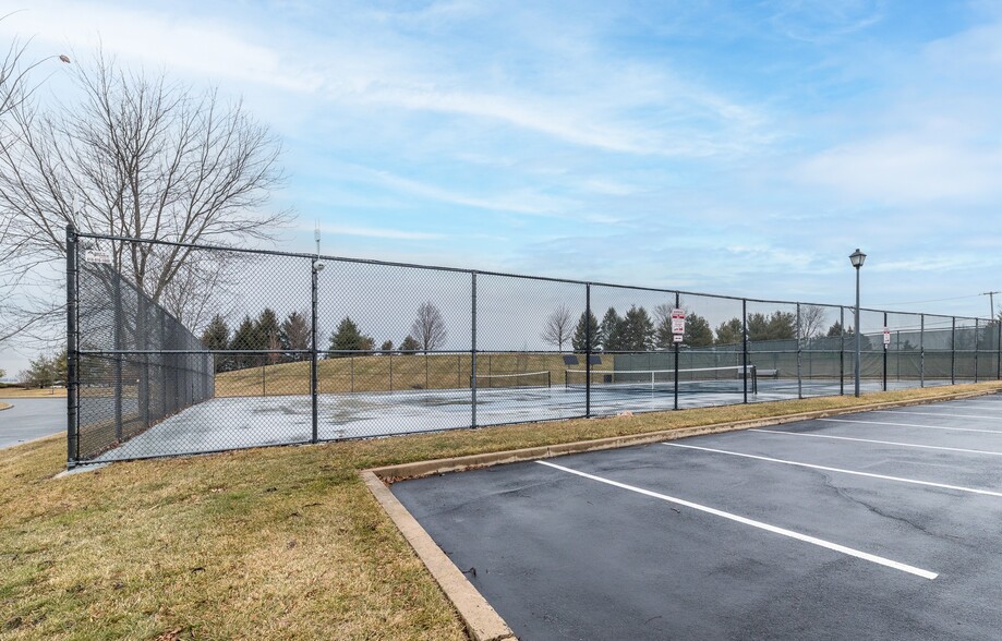 Community Tennis Courts - 1540 Artisan Ct