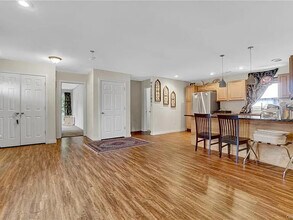 Building Photo - Single Family Home For Rent