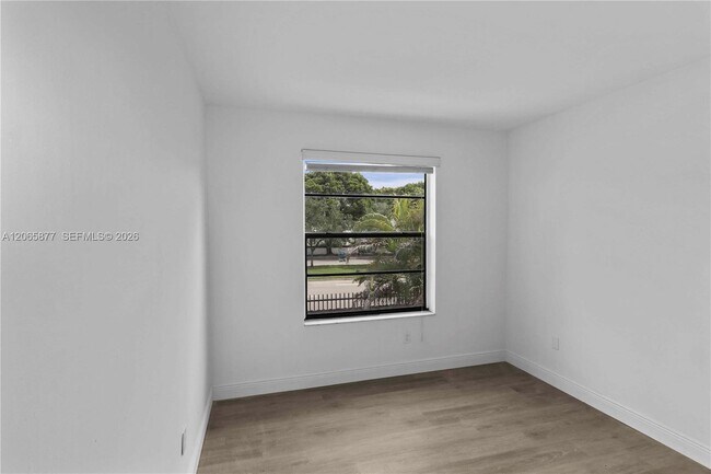 Building Photo - 622 NW 98th Ct