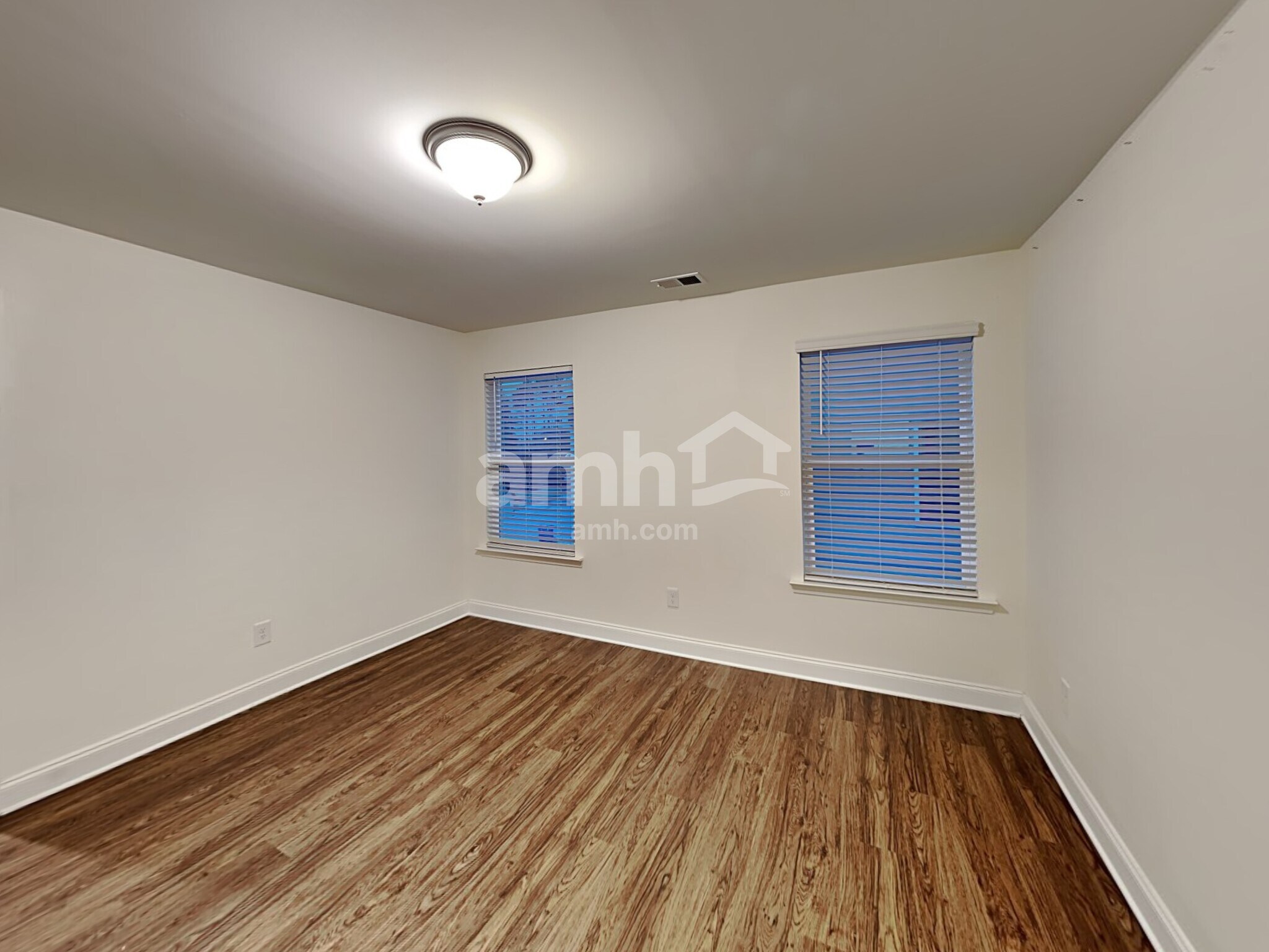 Building Photo - 1362 Weatherbrook Cir