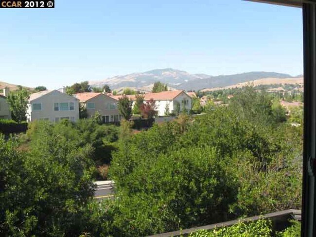 Building Photo - Charming Townhome in Prime San Ramon Location