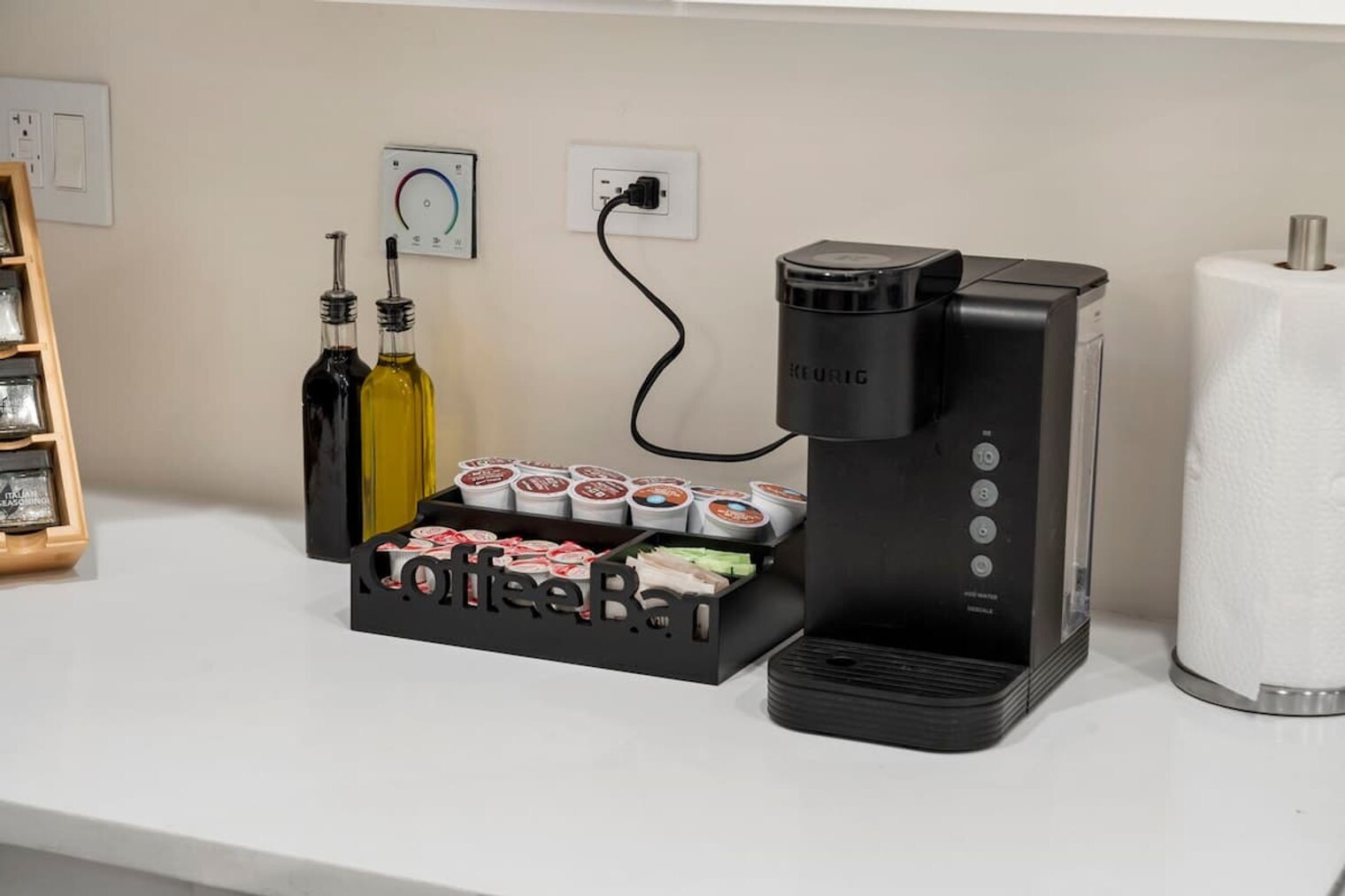 Building Photo - 1543 N Claremont Ave