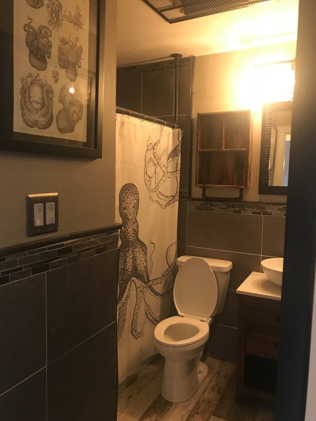 Building Photo - 50 North St.