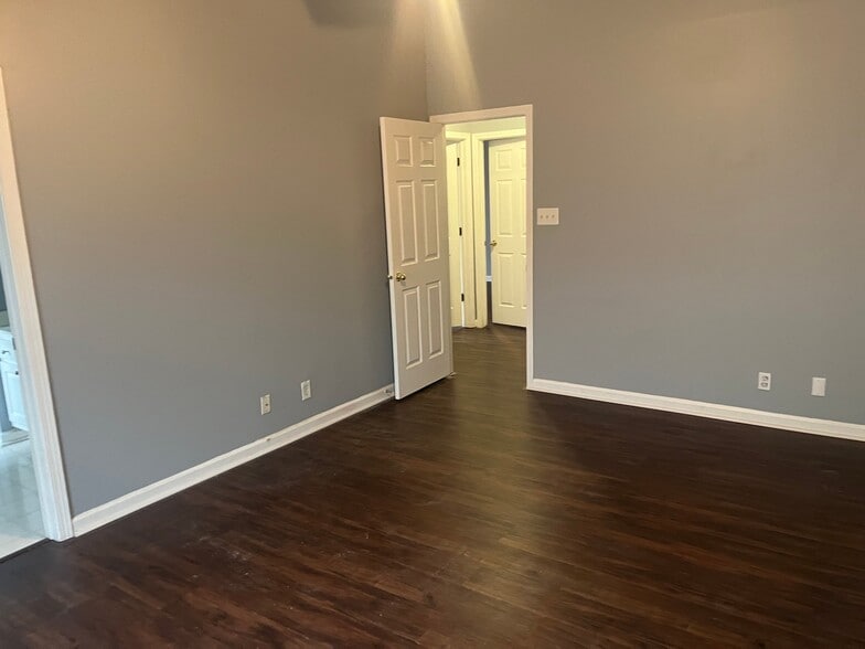 Building Photo - 1766 Quinn Creek Dr