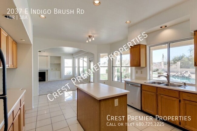 Building Photo - 2037 E Indigo Brush Rd