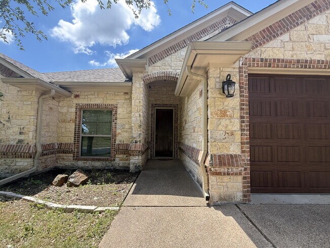 Building Photo - 9804 Houston Dr