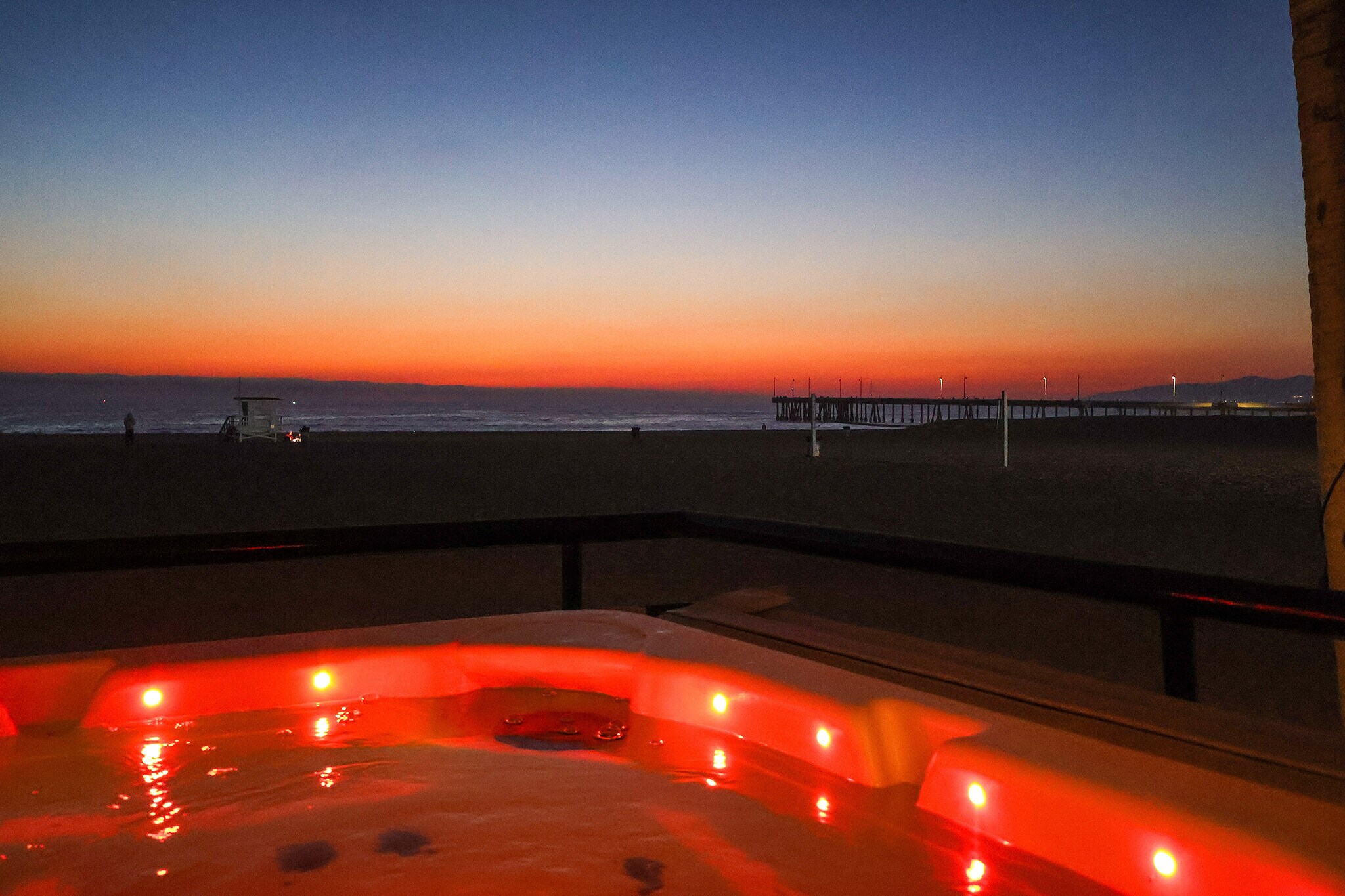 Building Photo - 3505 Ocean Front Walk