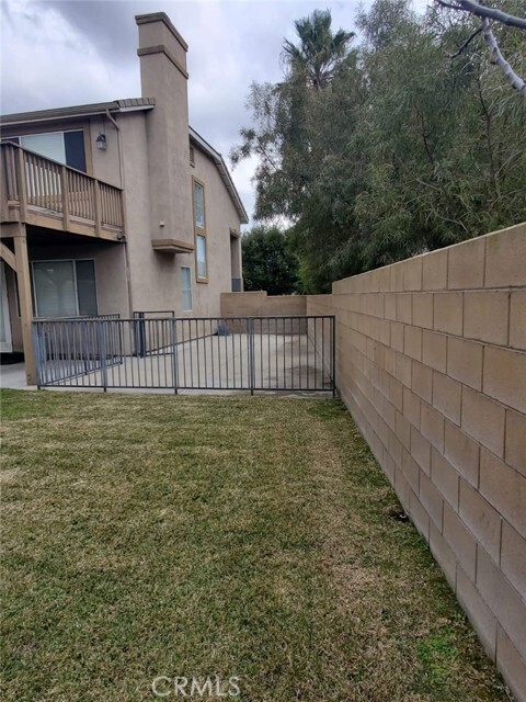 Building Photo - 5800 Oakdale Ln