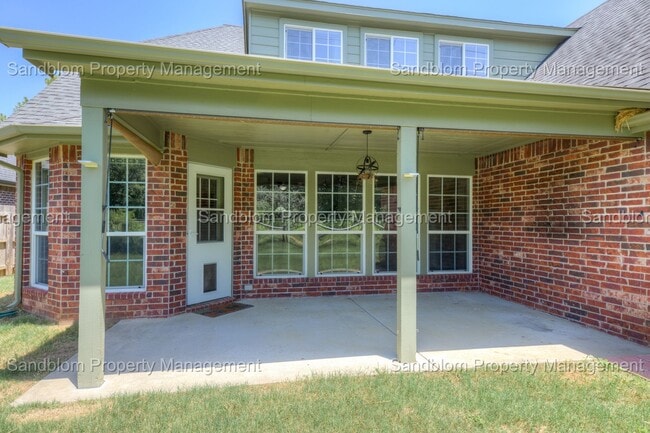 Building Photo - FOR LEASE | Jenks | $2500 Rent | 5 Bed, 3 ...