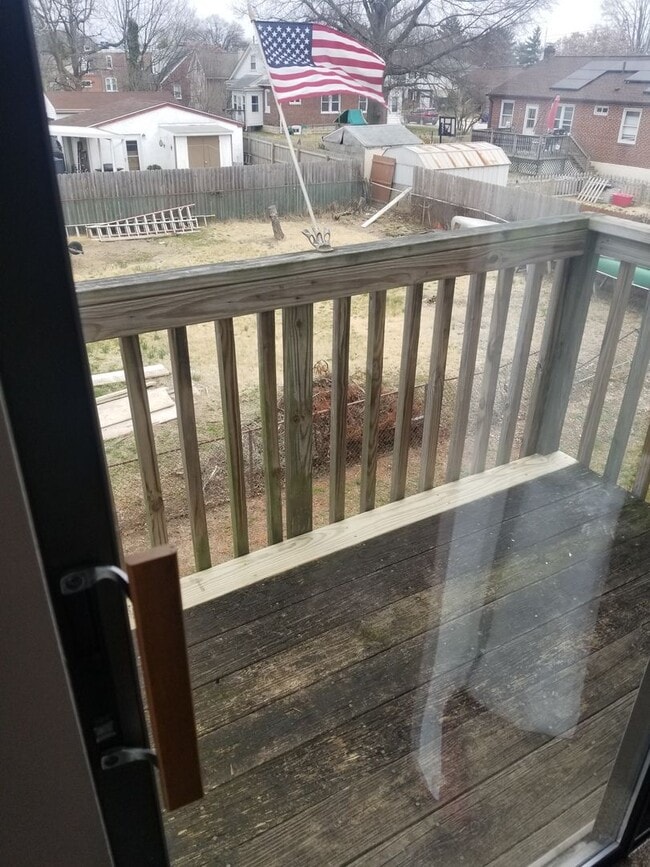 Building Photo - 218 Pontiac St