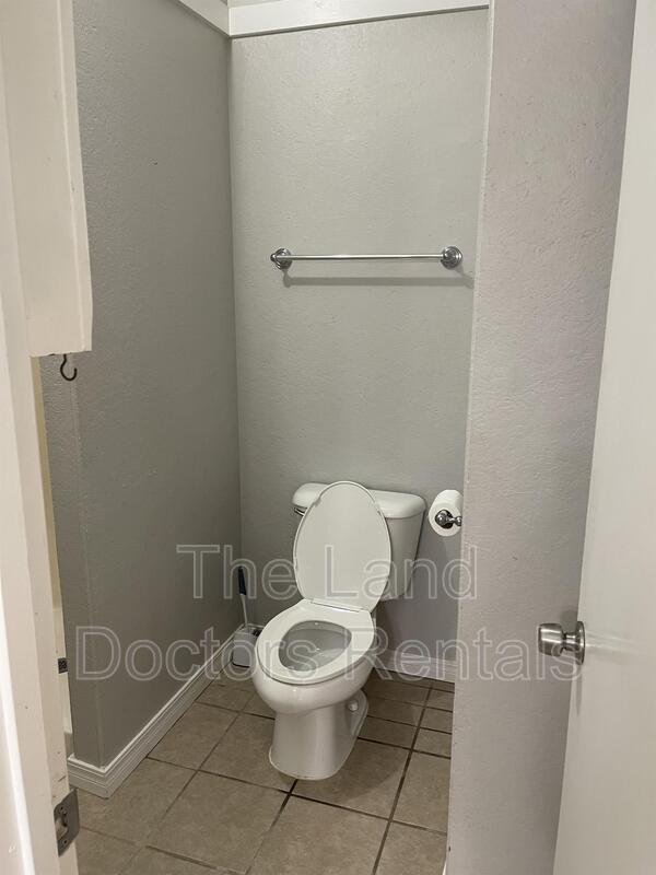 Building Photo - 11658 CR 3586