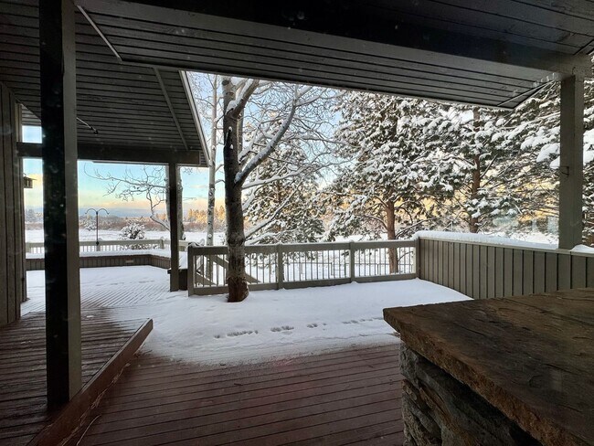 Building Photo - HUGE Custom-Designed Dream Home bordering Indian Meadows Preserve!