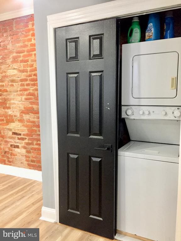 Building Photo - 417 N Salford St