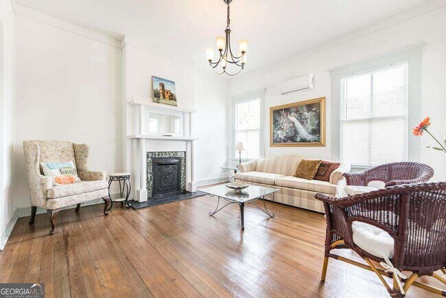 Building Photo - 1475 3rd St