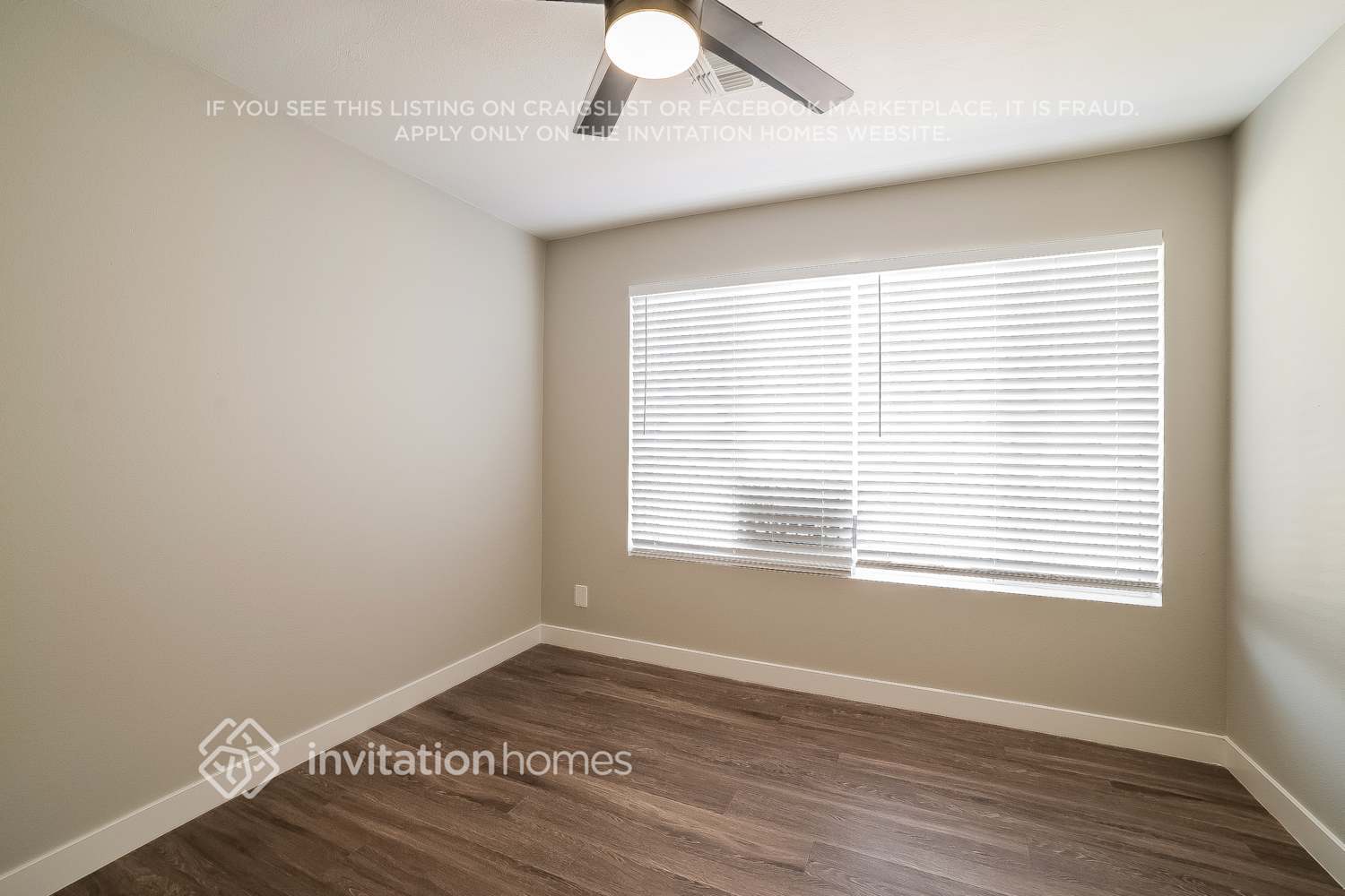 Building Photo - 6433 W Sunnyslope Ln