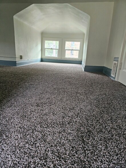 Building Photo - 1203 York St