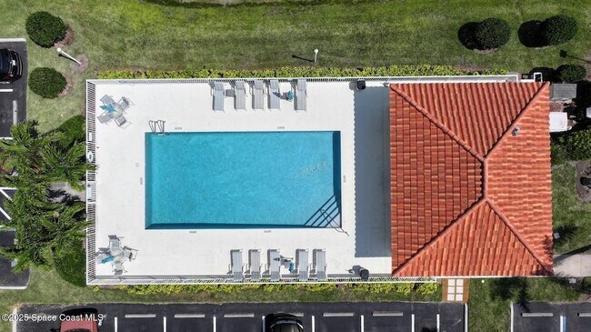 Building Photo - 732 Bayside Dr