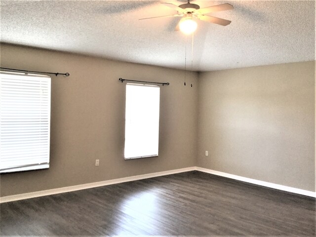 Building Photo - 16452 Corner Lake Dr