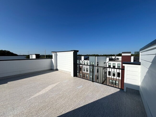 Building Photo - **OFFERING FIRST MONTH'S RENT FREE, $200 MOVE IN PROMOTION & WAIVED APPLICATION FEES** New Constr...