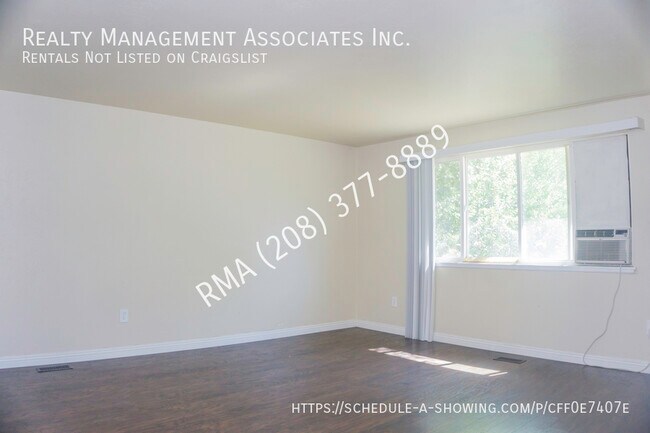 Building Photo - 1913 S Shoshone St