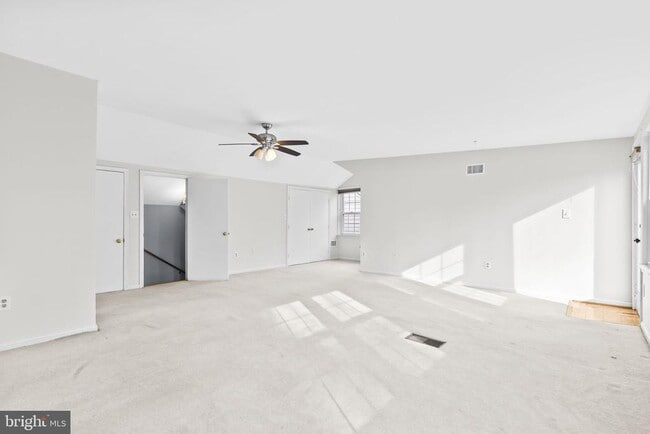 Building Photo - 4 Franklin Ave