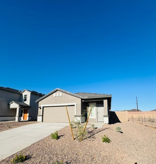 Building Photo - Marana- 3 bedroom/ 2 bathroom BRAND NEW HOME!