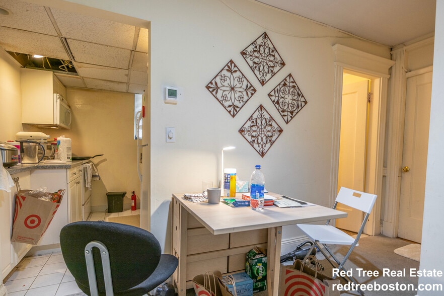 Building Photo - 466 Commonwealth Ave