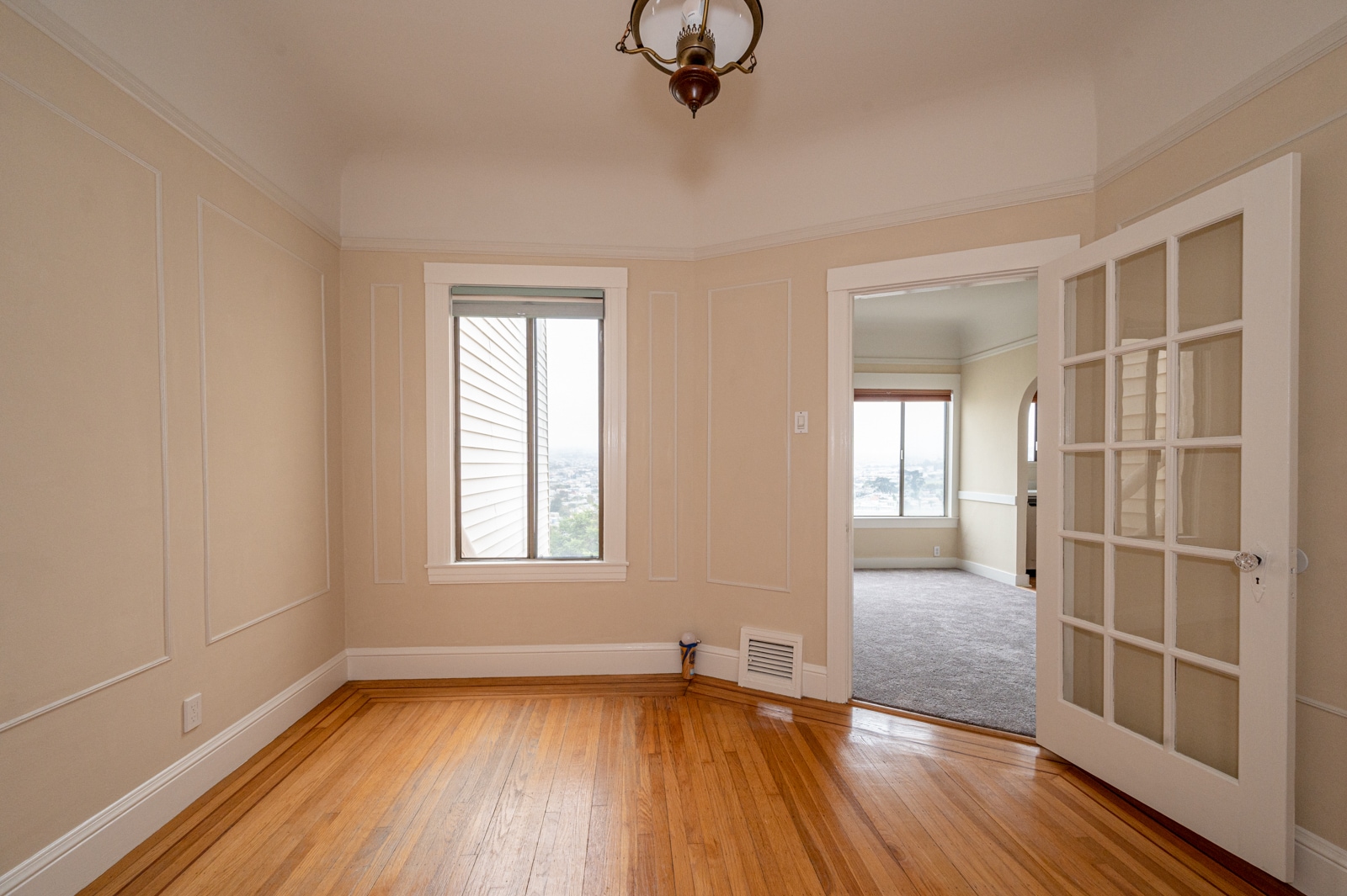 Building Photo - 149 Joost Ave