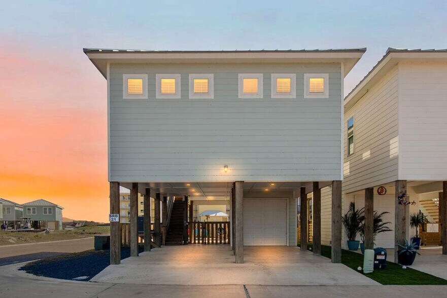 Building Photo - 5497 TX-361