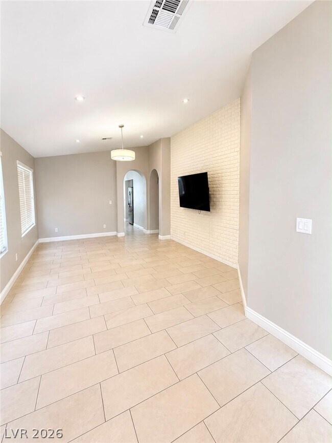 Building Photo - 9594 Bighorn Ranch Ave