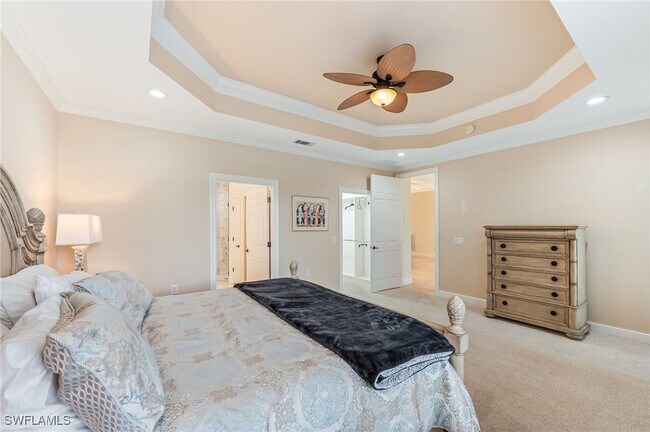 Building Photo - 10382 Autumn Breeze Dr