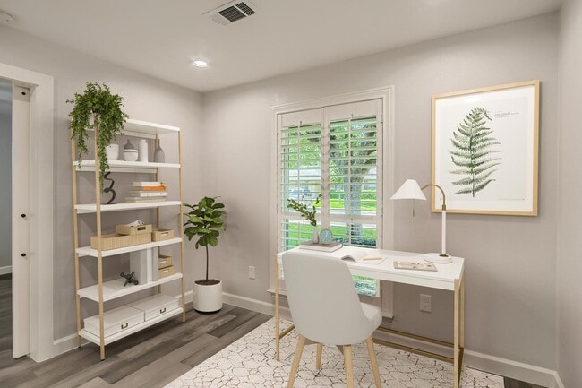 Building Photo - Charming Prestonwood home with peaceful backyard oasis