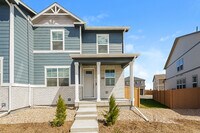 Building Photo - Spacious Living in Amber Creek