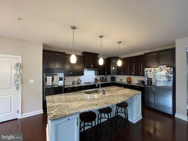 Building Photo - 4209 Lariat Way