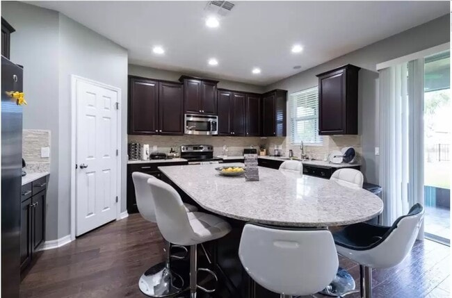 Building Photo - 15670 Citrus Heights Dr