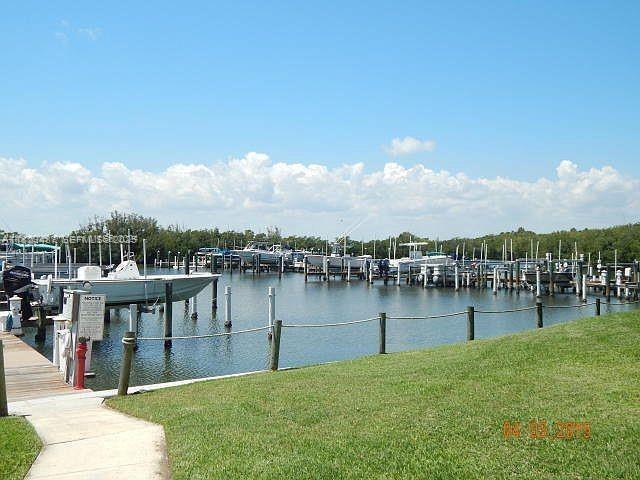 Building Photo - 5151 N Hwy A1A