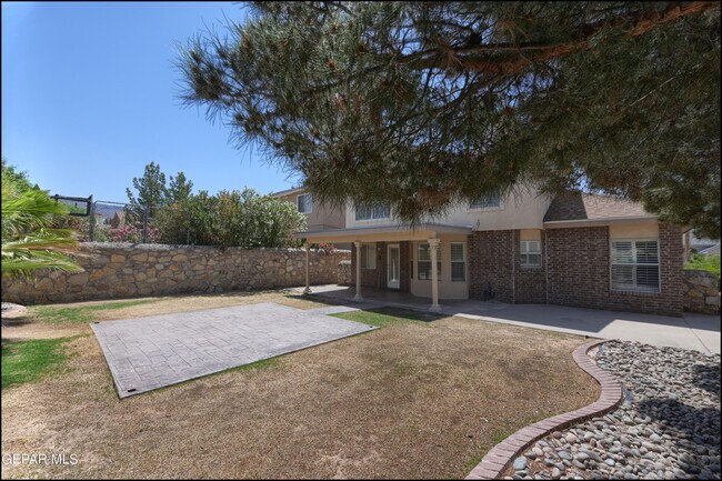 Building Photo - 7097 Tierra Roja St