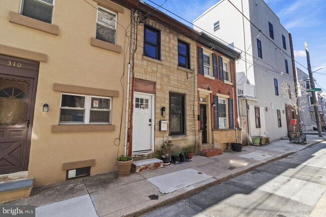 Building Photo - 312 Gerritt St