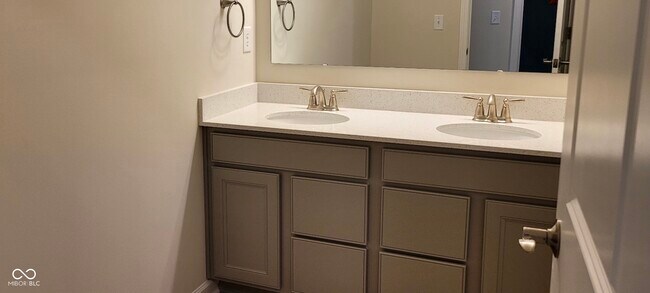 Building Photo - 3283 Haflinger Dr