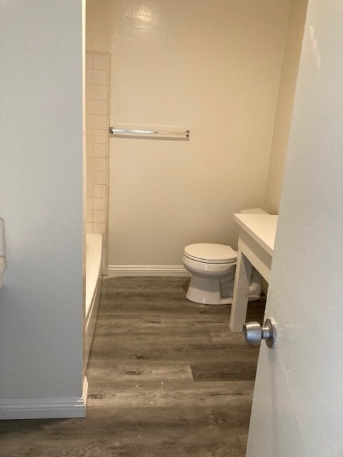 Building Photo - 5736 Lexington Ave