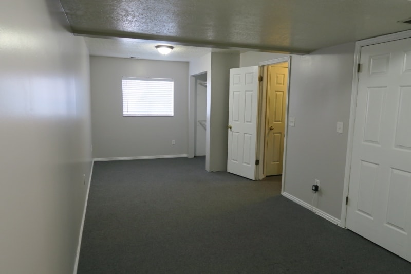 Building Photo - 7200 S Highland Dr