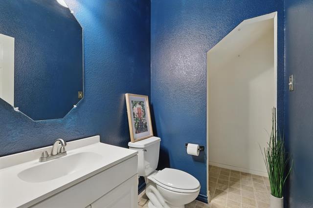 Building Photo - 5721 Fathom Dr