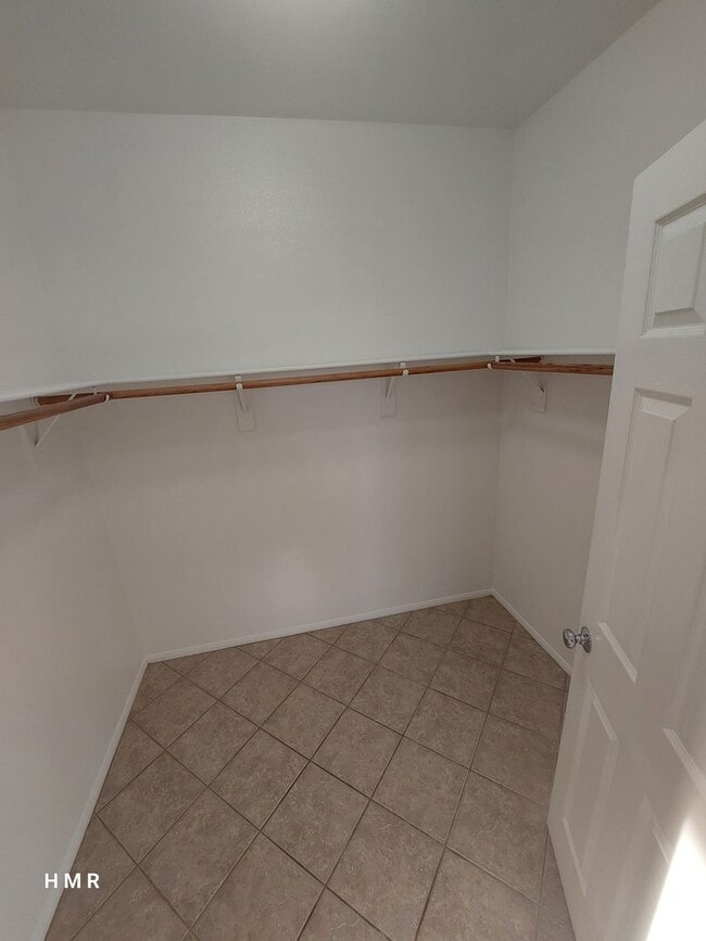 Building Photo - Stunning Two-Story Home with 4 Bedrooms an...