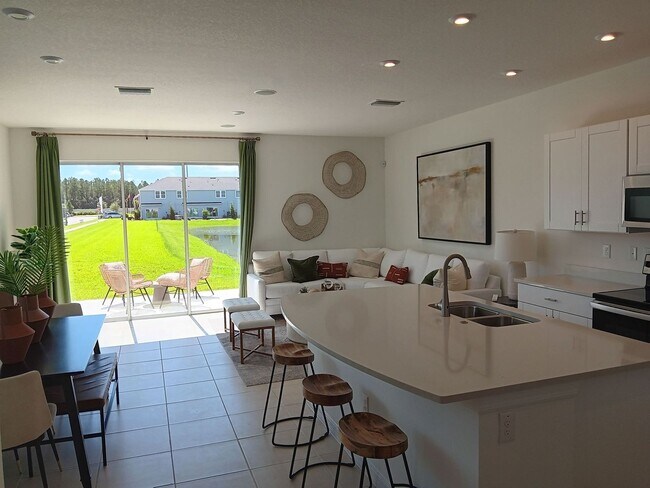 Building Photo - 2338 Alee Ln