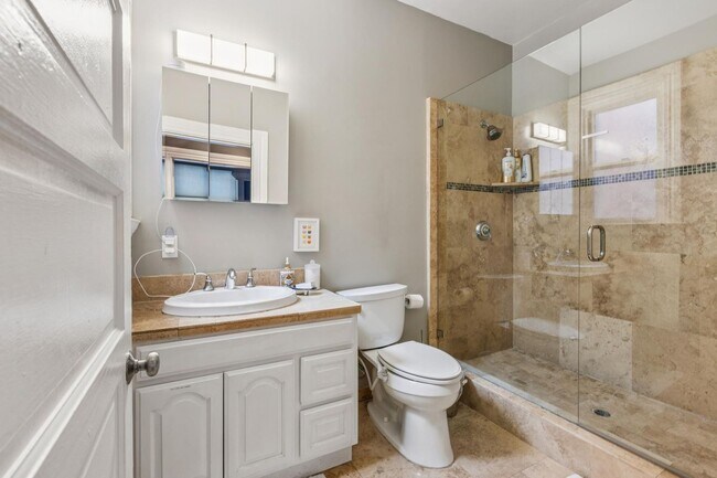 Building Photo - 2985 Harrison St