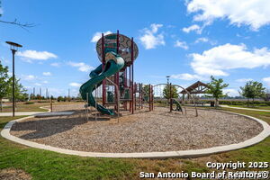 Building Photo - 7710 Fern Holw